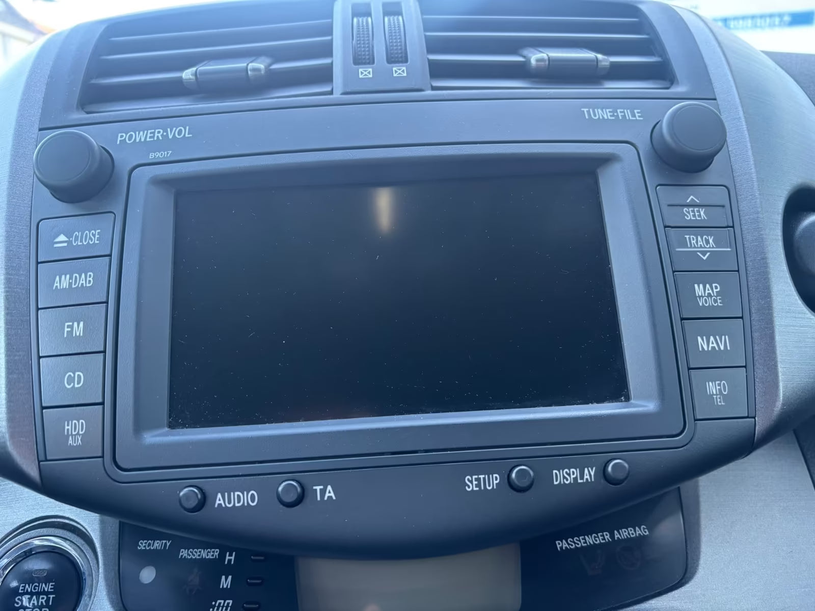 Toyota RAV4 Exécutive 4×4 – Diesel Automatique