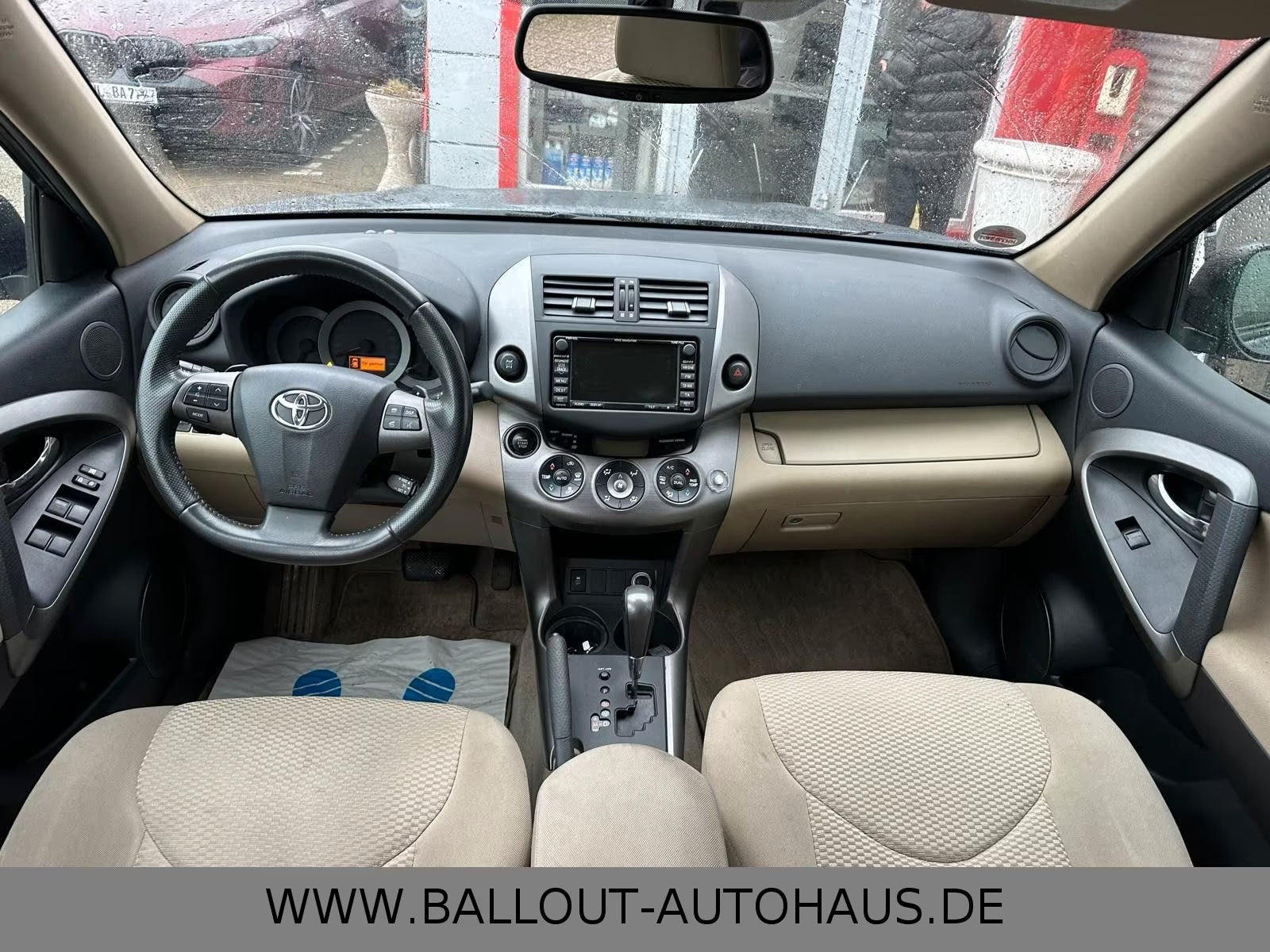 Toyota RAV4 Executive 4×4 – Diesel Automatique