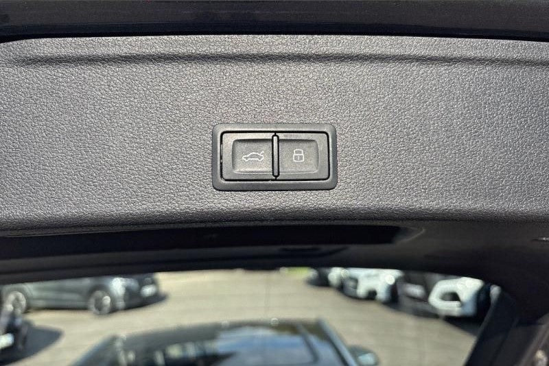 Audi A4 Avant 40 TDI 204ch S line quattro S tronic 7