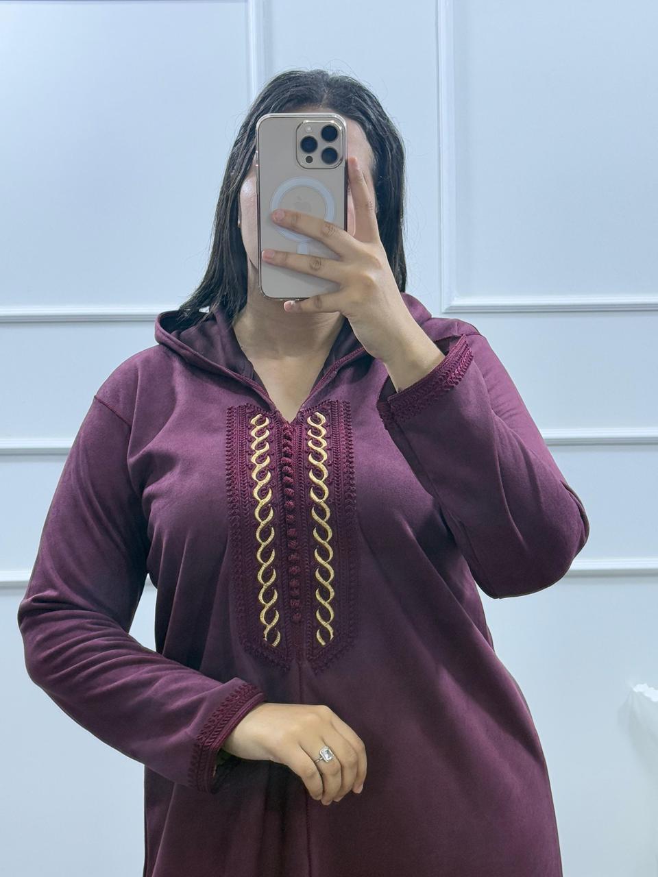 Jellaba de couleur Aubergine
