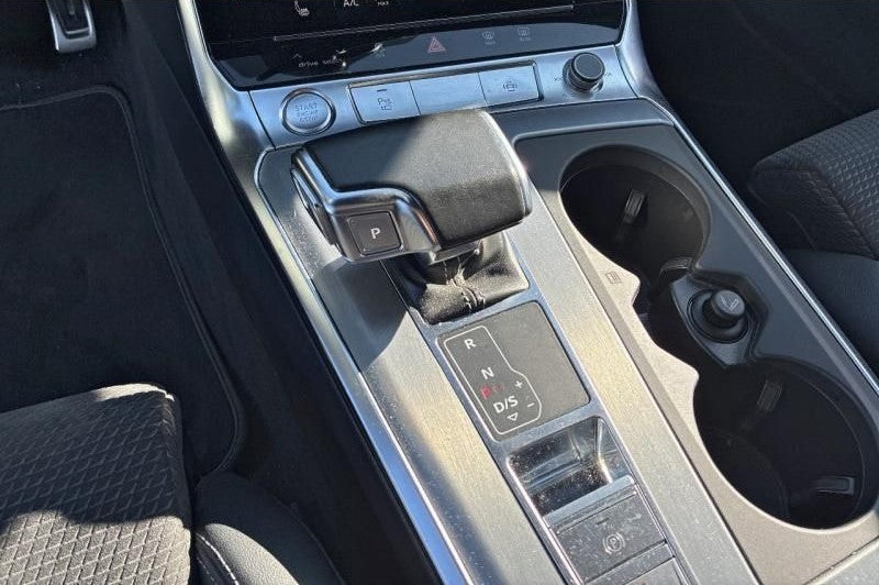 Audi A6 Avant 40 TDI 204ch S line quattro S tronic 7