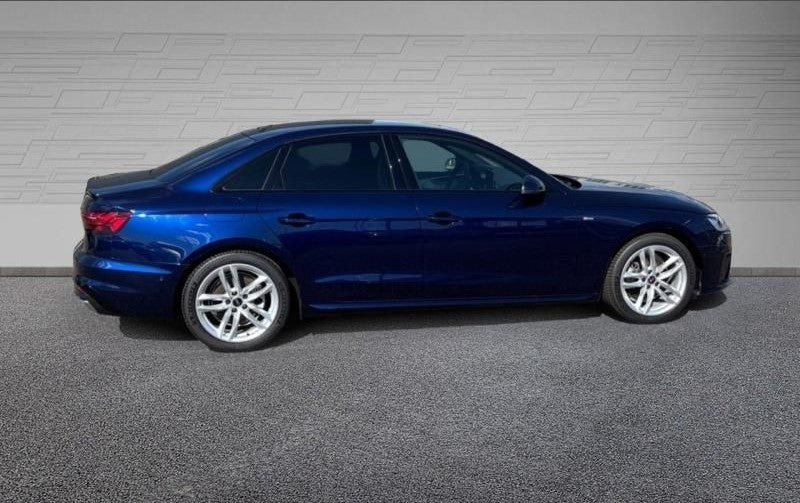 Audi A4 35 TFSI 150ch Competition S tronic 7