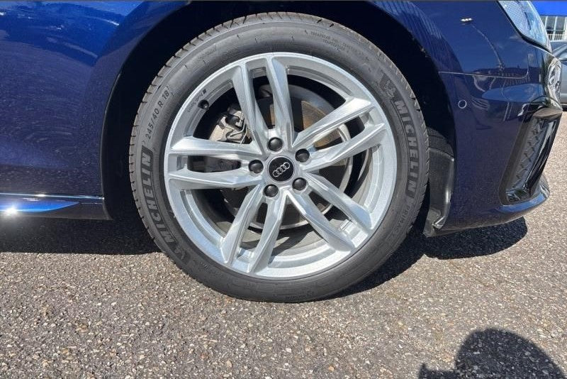 Audi A4 35 TFSI 150ch Competition S tronic 7