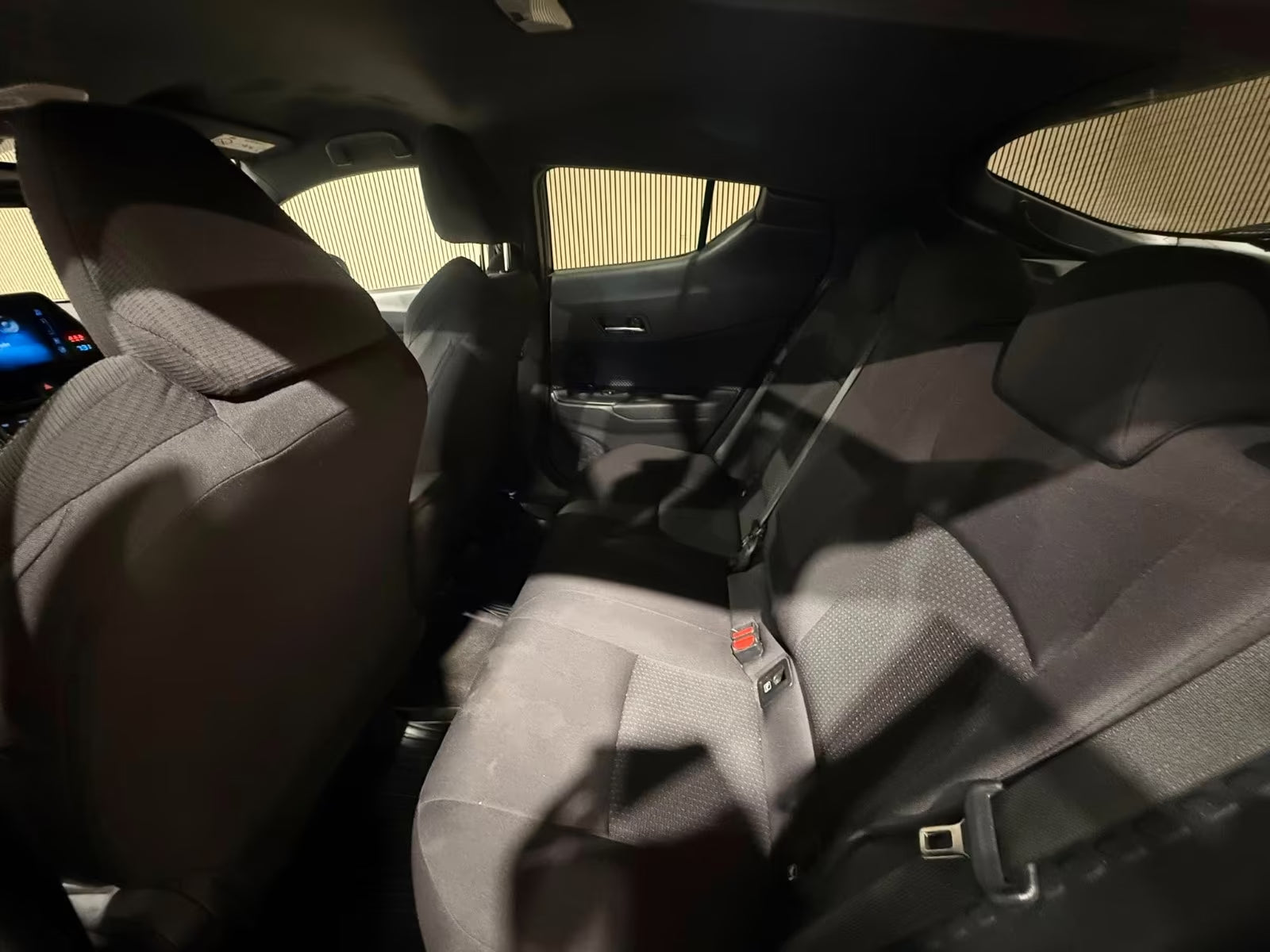 Toyota C-HR Hybrid Automatique (2019)
