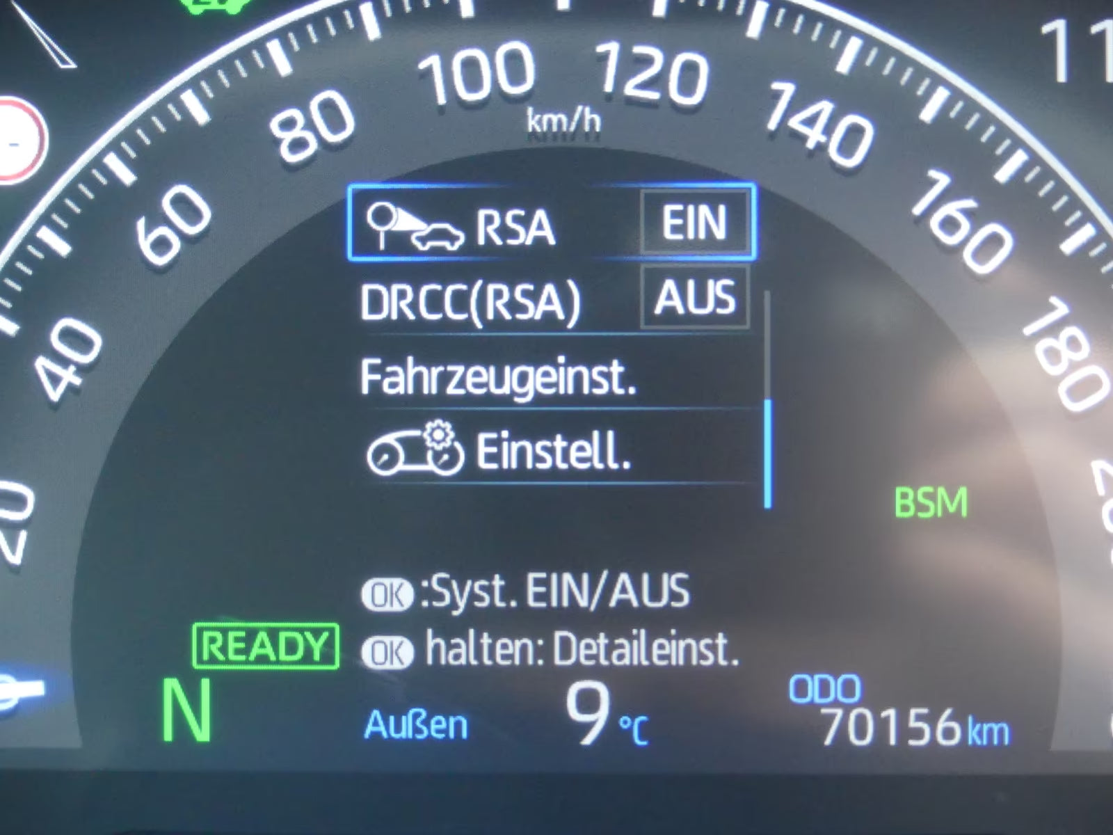 Mercedes 190 (W201) - Regular Unleaded (1990)