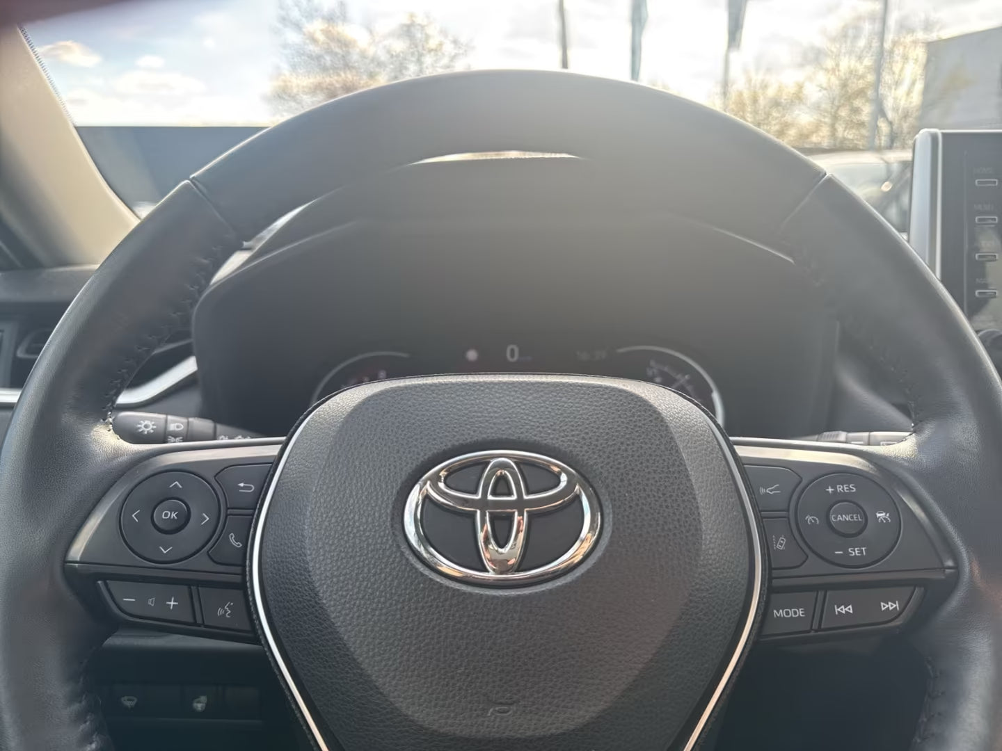 Toyota RAV4 Essence Automatique (2021)