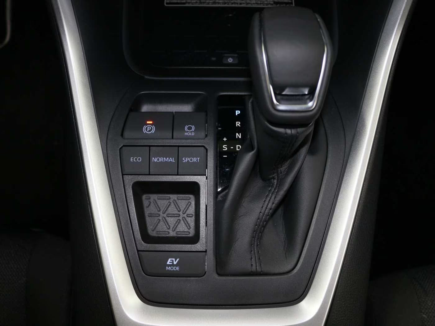 Toyota RAV4 Hybrid Automatique (2020)