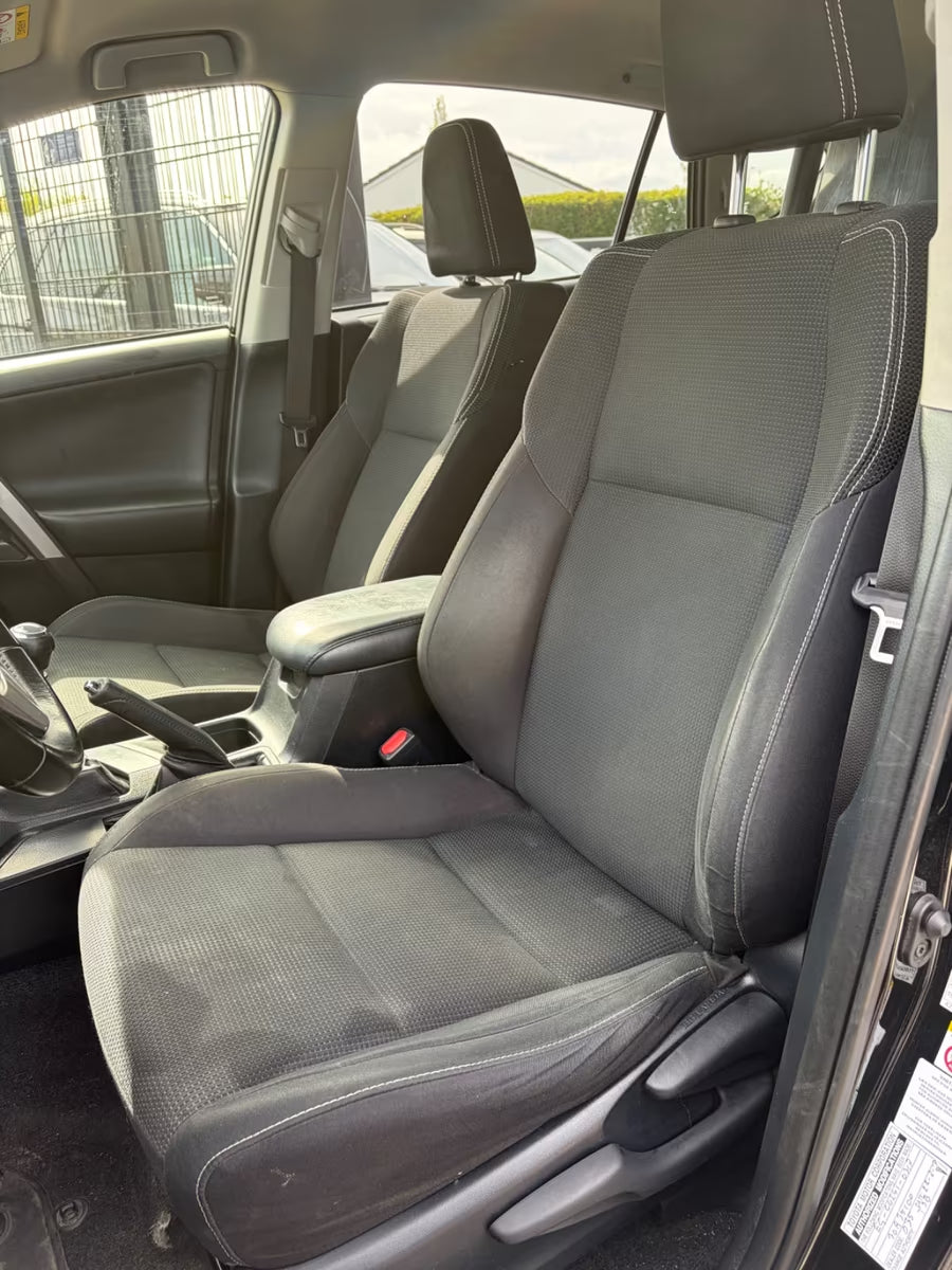 Toyota RAV4 Comfort – Diesel Manuelle (2017)