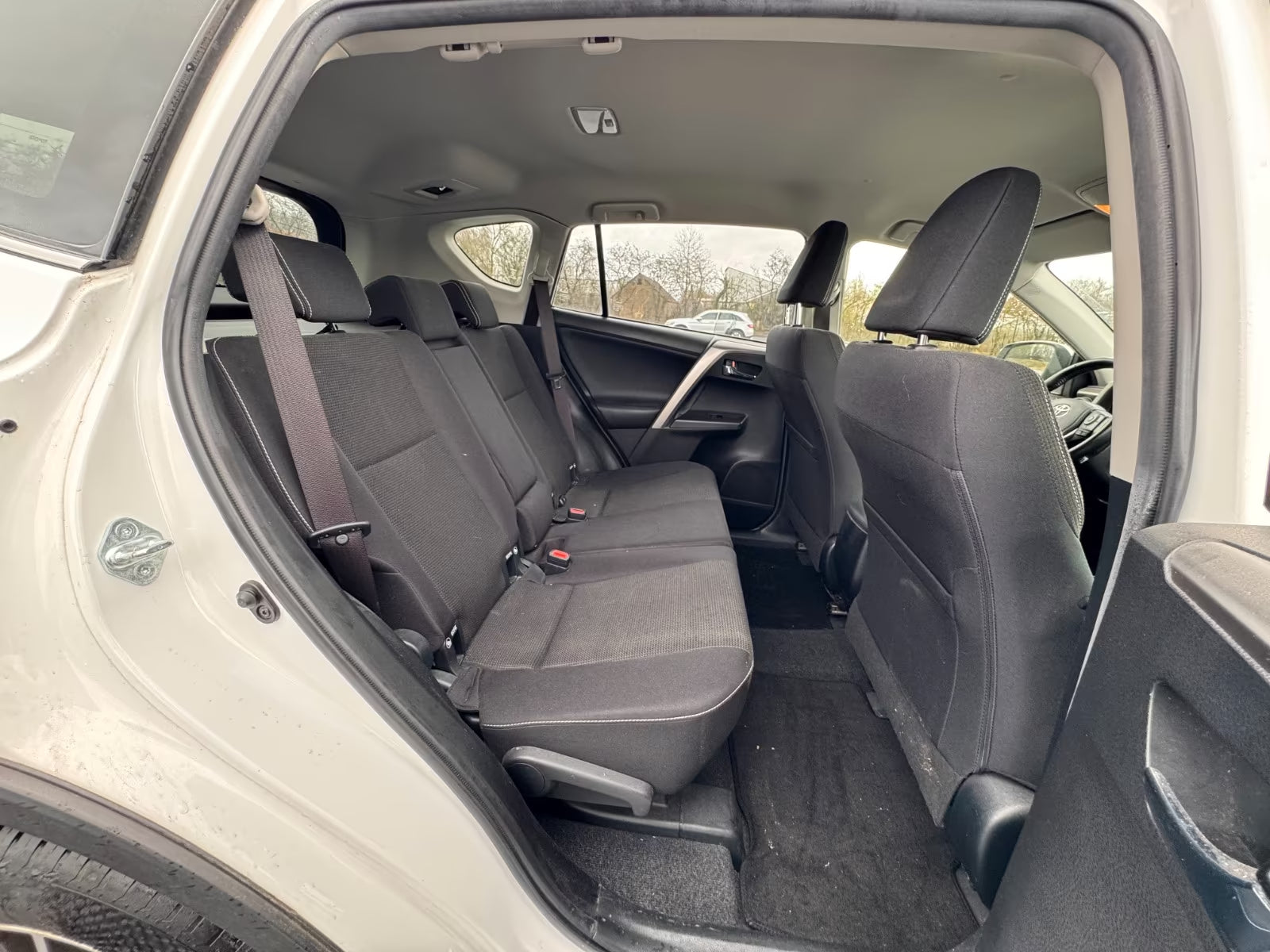 Toyota RAV4 Comfort – Diesel Manuelle (2016)
