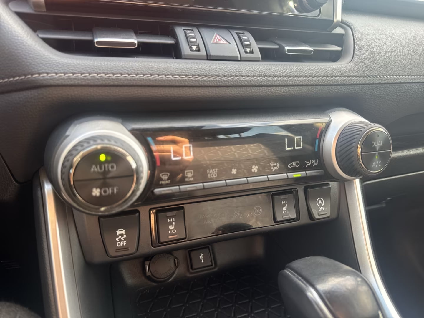 Toyota RAV4 Essence Automatique (2021)