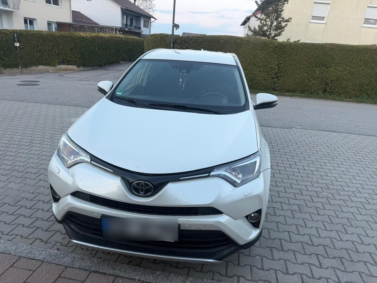 Toyota RAV4 Life 4×4 – Diesel Manuelle (2014)