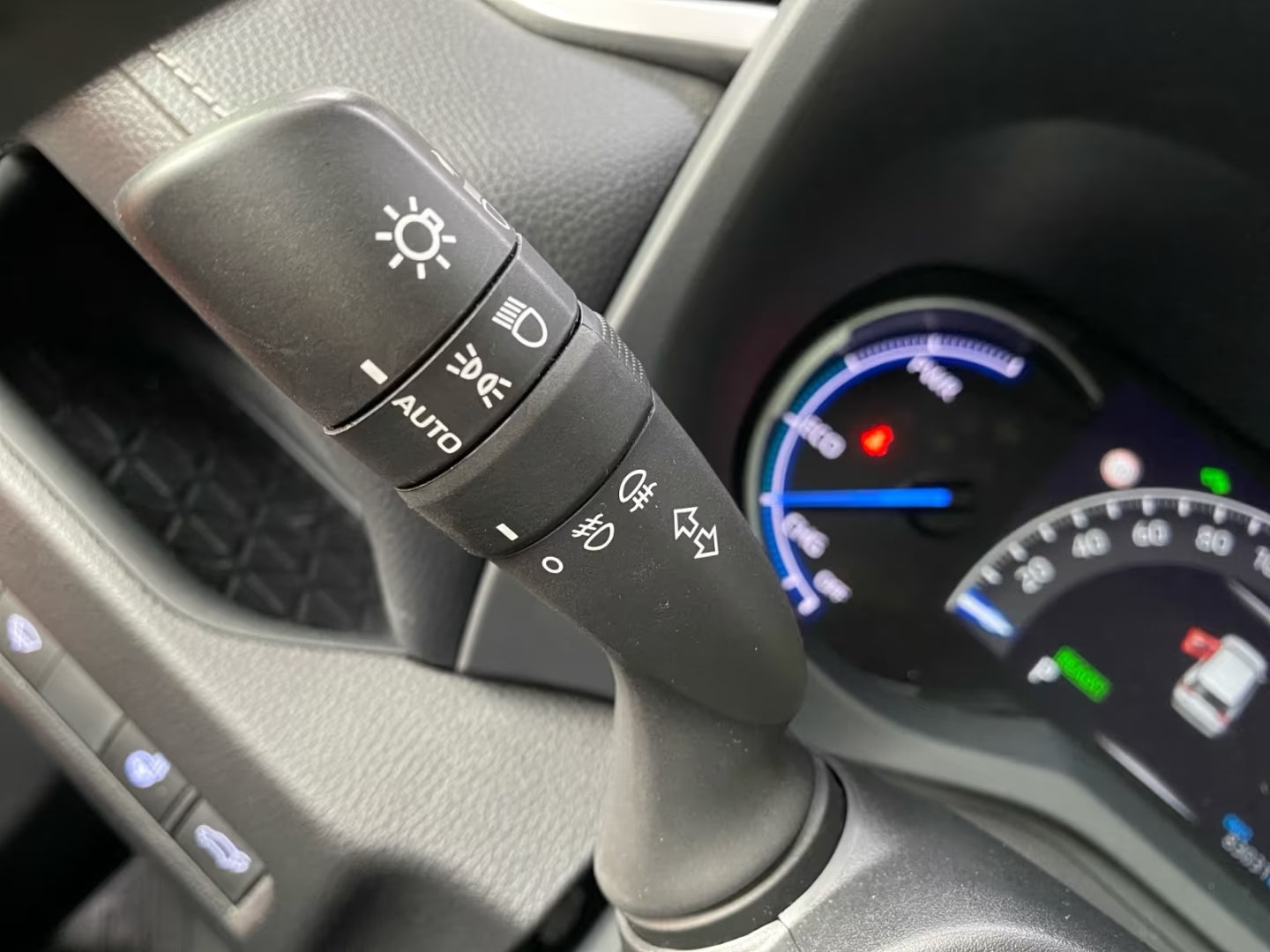 Toyota RAV4 Hybride Automatique (2022)