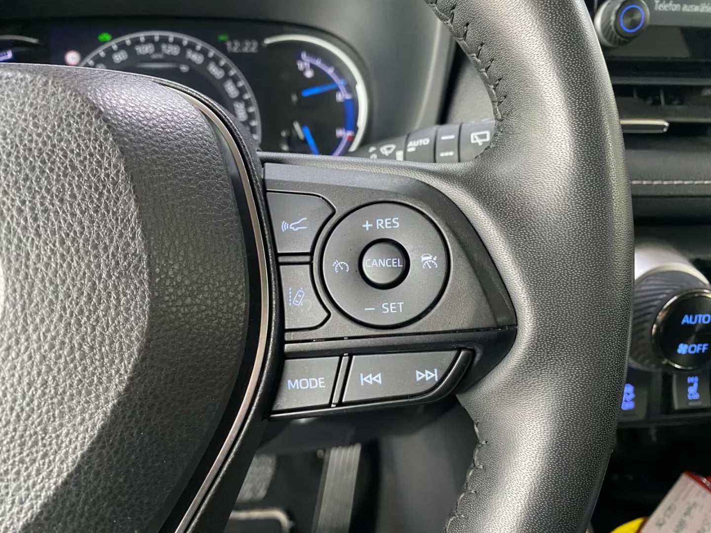 Toyota RAV4 Hybride Automatique (2022)