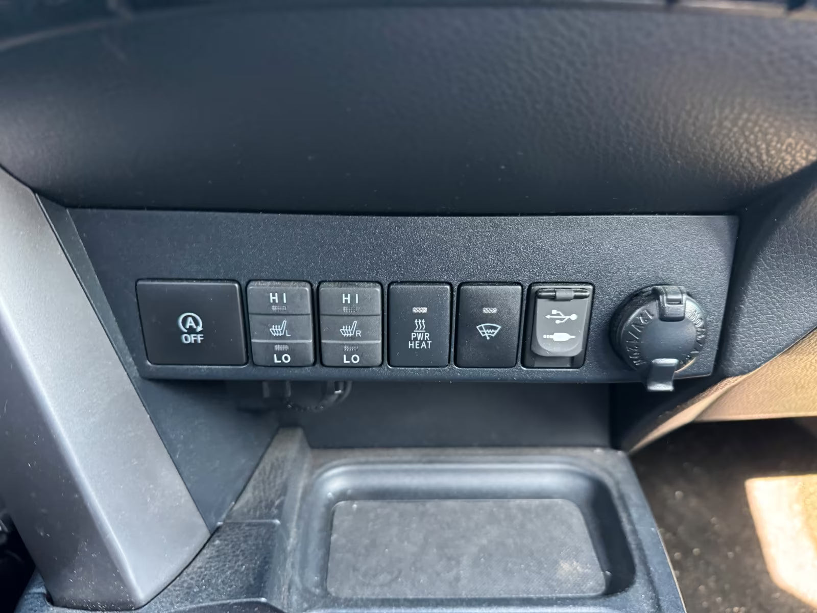 Toyota RAV4 Comfort – Diesel Manuelle (2016)