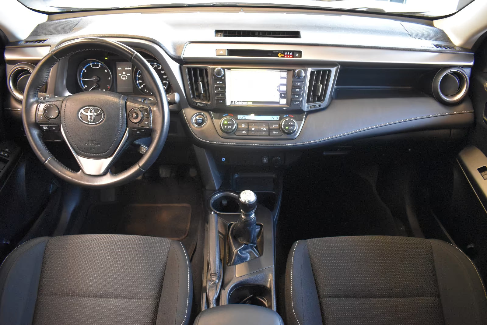 Toyota RAV4 Edition – Diesel Manuelle (2016)