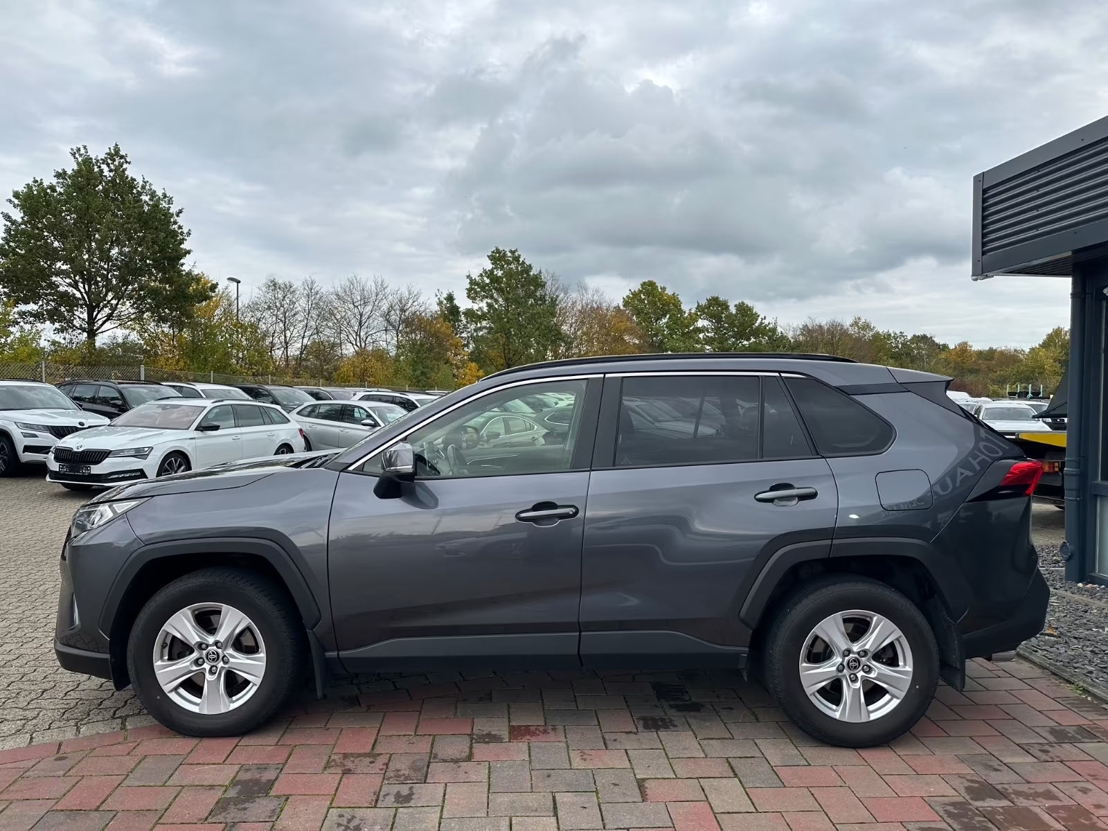 Toyota RAV4 Essence Manuelle Comfort (2019)