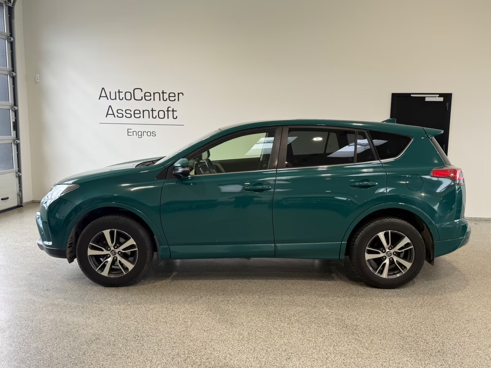 Toyota RAV4 Edition-S – Diesel Manuelle (2018)