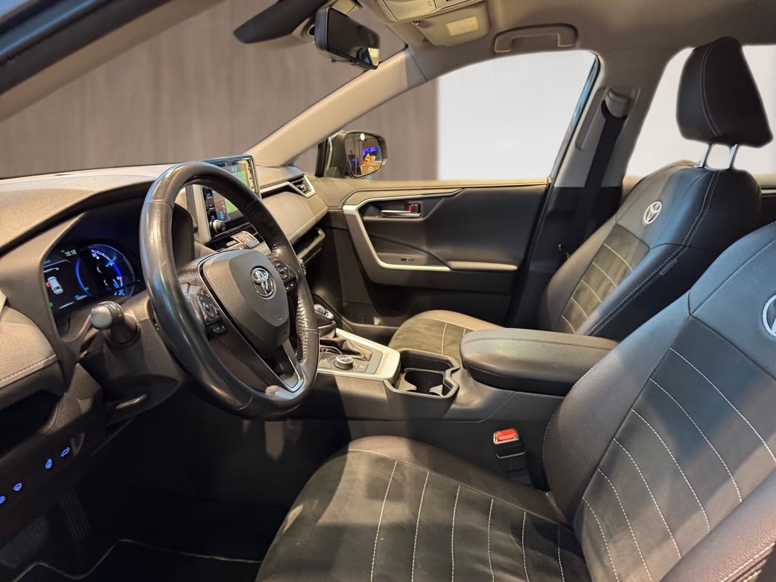 Toyota RAV4 Hybrid AWD Automatique (2020)