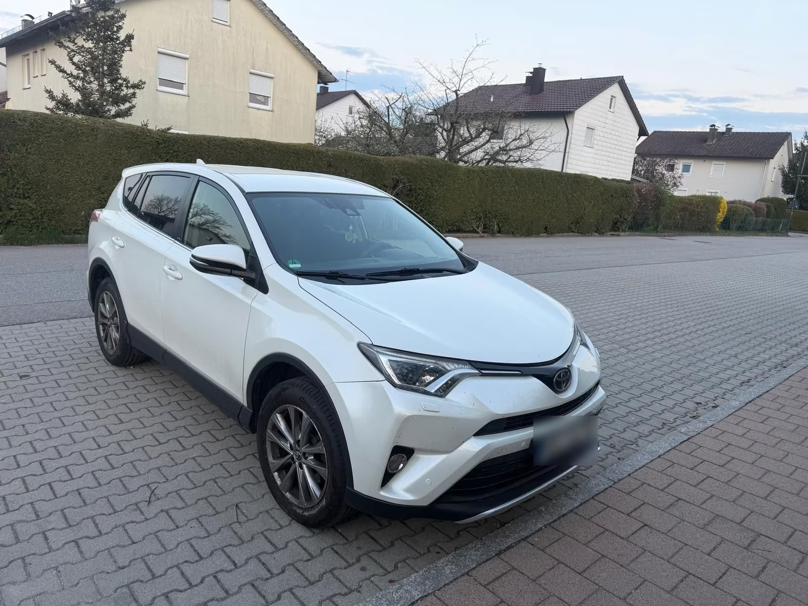 Toyota RAV4 Life 4×4 – Diesel Manuelle (2014)