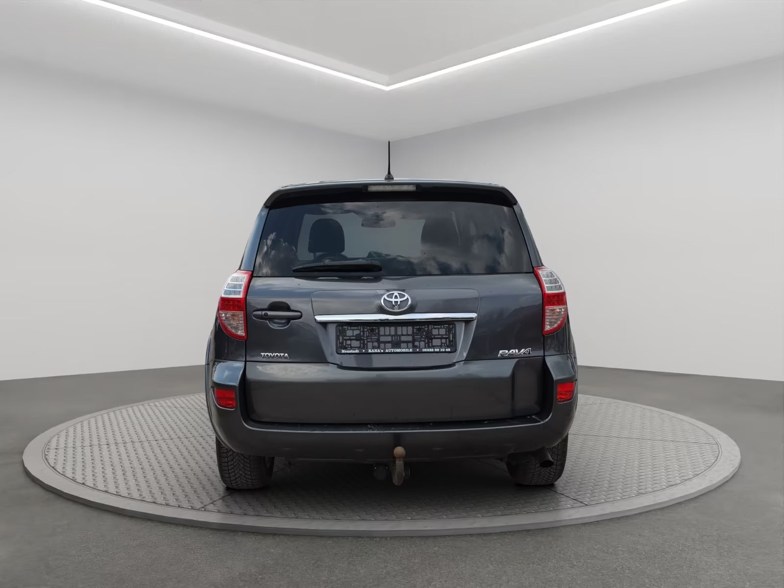 Toyota RAV4 Executive 4×4 – Diesel