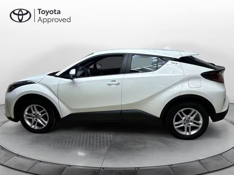 Toyota C-HR Hybrid 122h (2022)