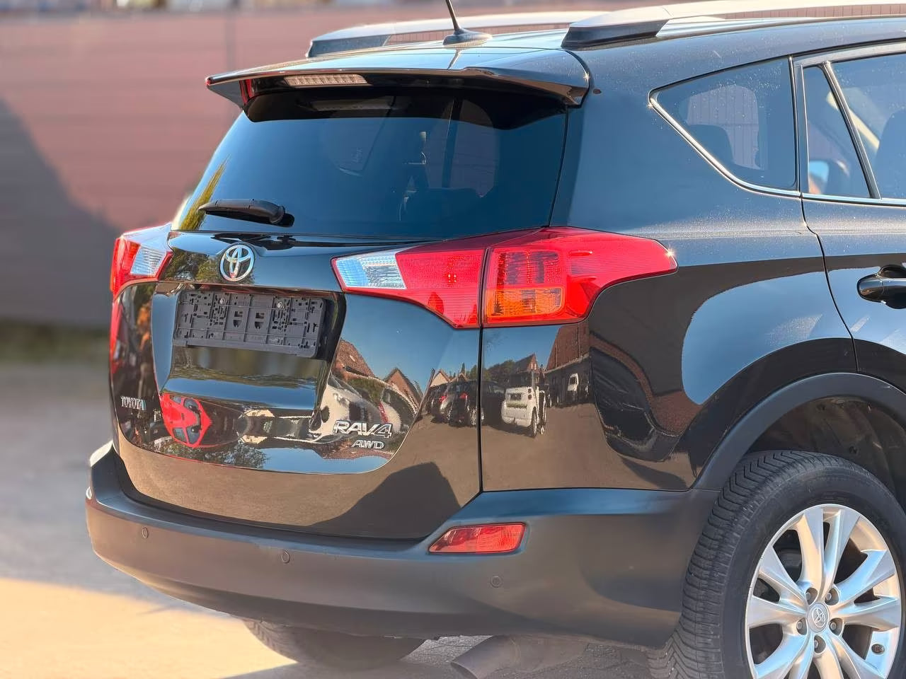 Toyota RAV4 Executive 4×4 – Diesel Manuelle (2014)