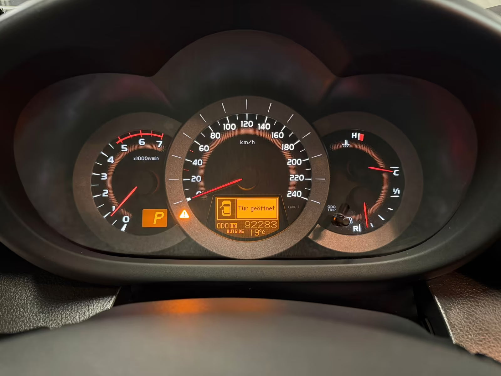 Toyota RAV4 Executive 4×4 – Diesel Automatique