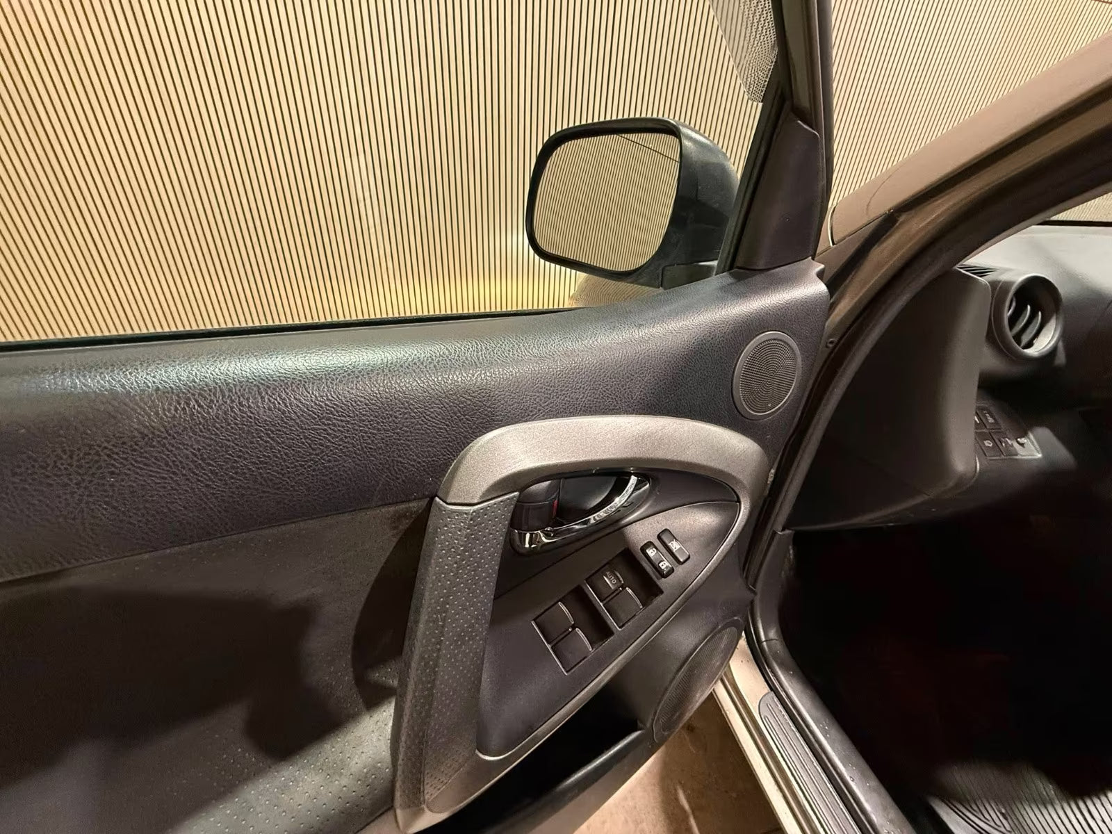 Toyota RAV4 Life 4×4 – Diesel Manuelle
