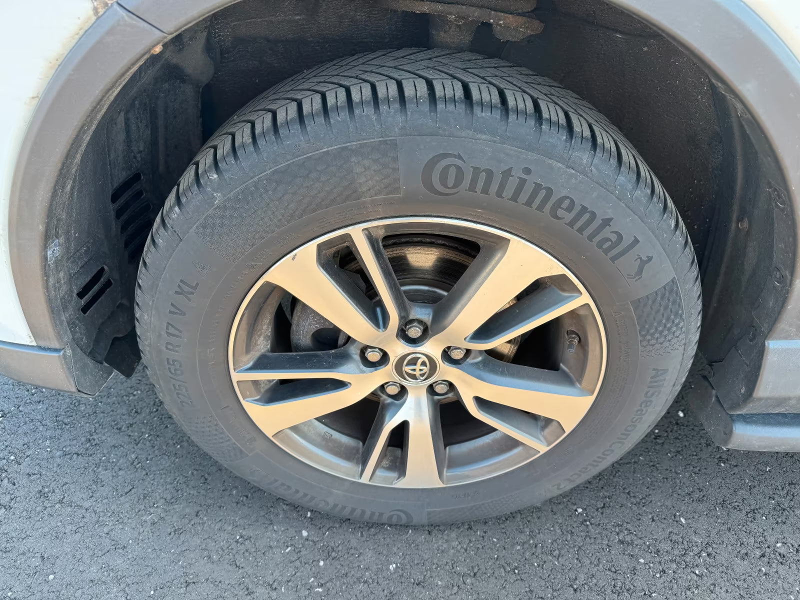 Toyota RAV4 Comfort – Diesel Manuelle (2016)