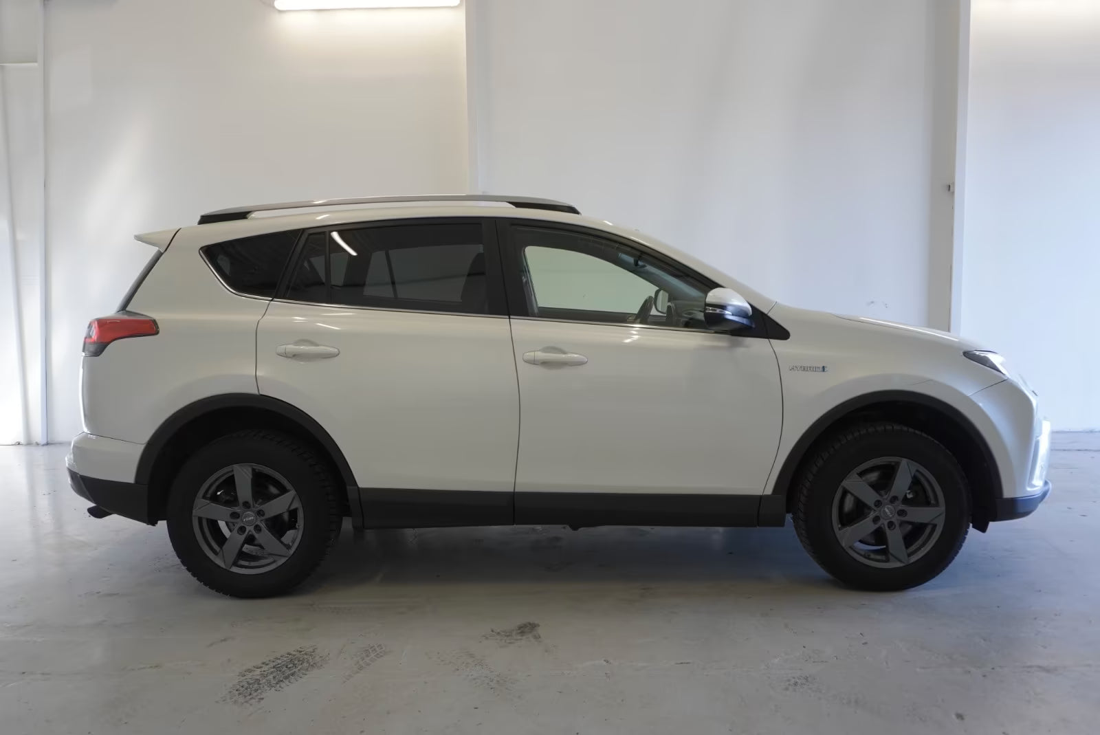 Toyota RAV4 Comfort Hybrid – Automatique (2018)
