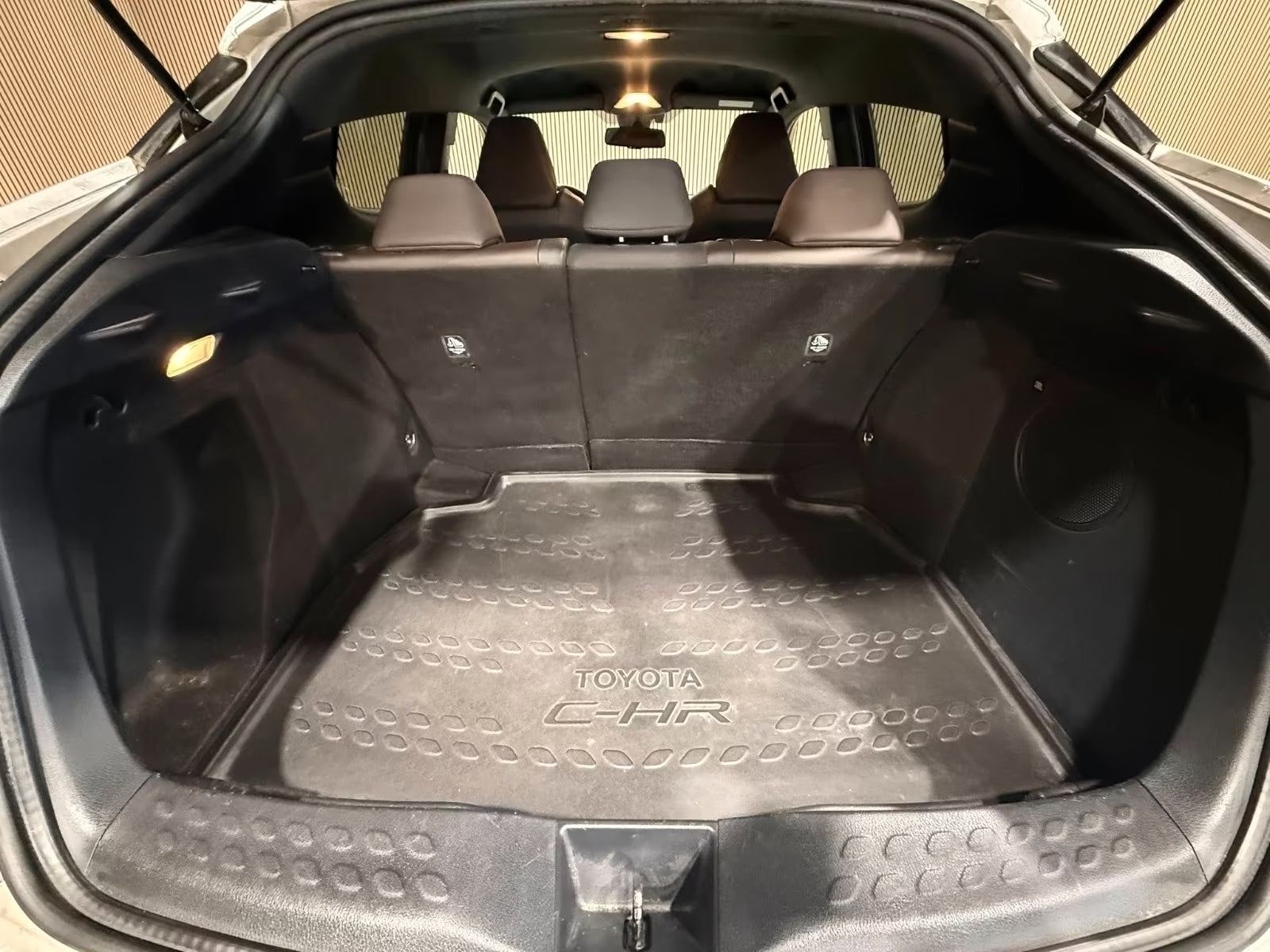 Toyota C-HR 1.2 Turbo Essence Manuelle (2017)