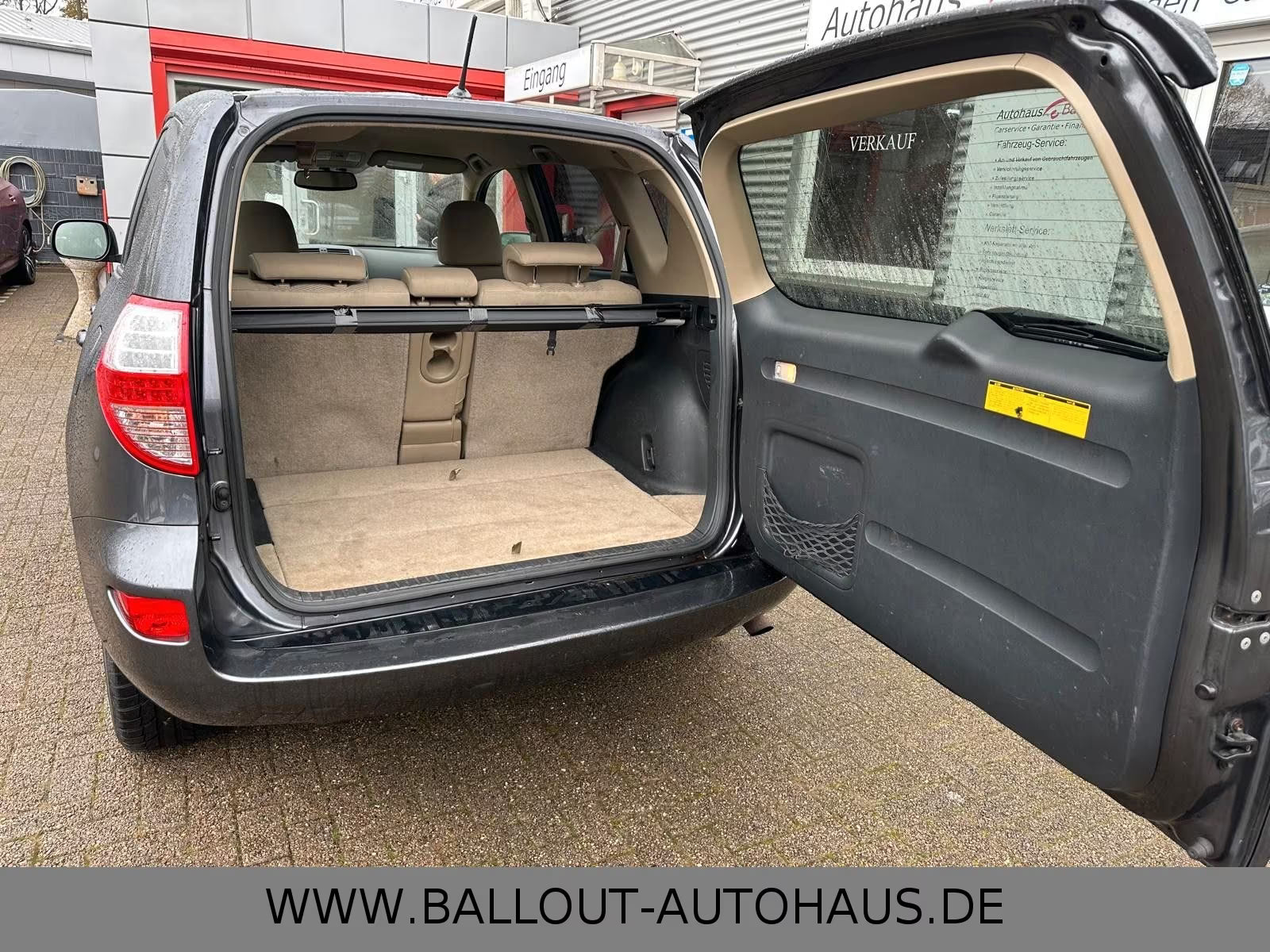 Toyota RAV4 Executive 4×4 – Diesel Automatique