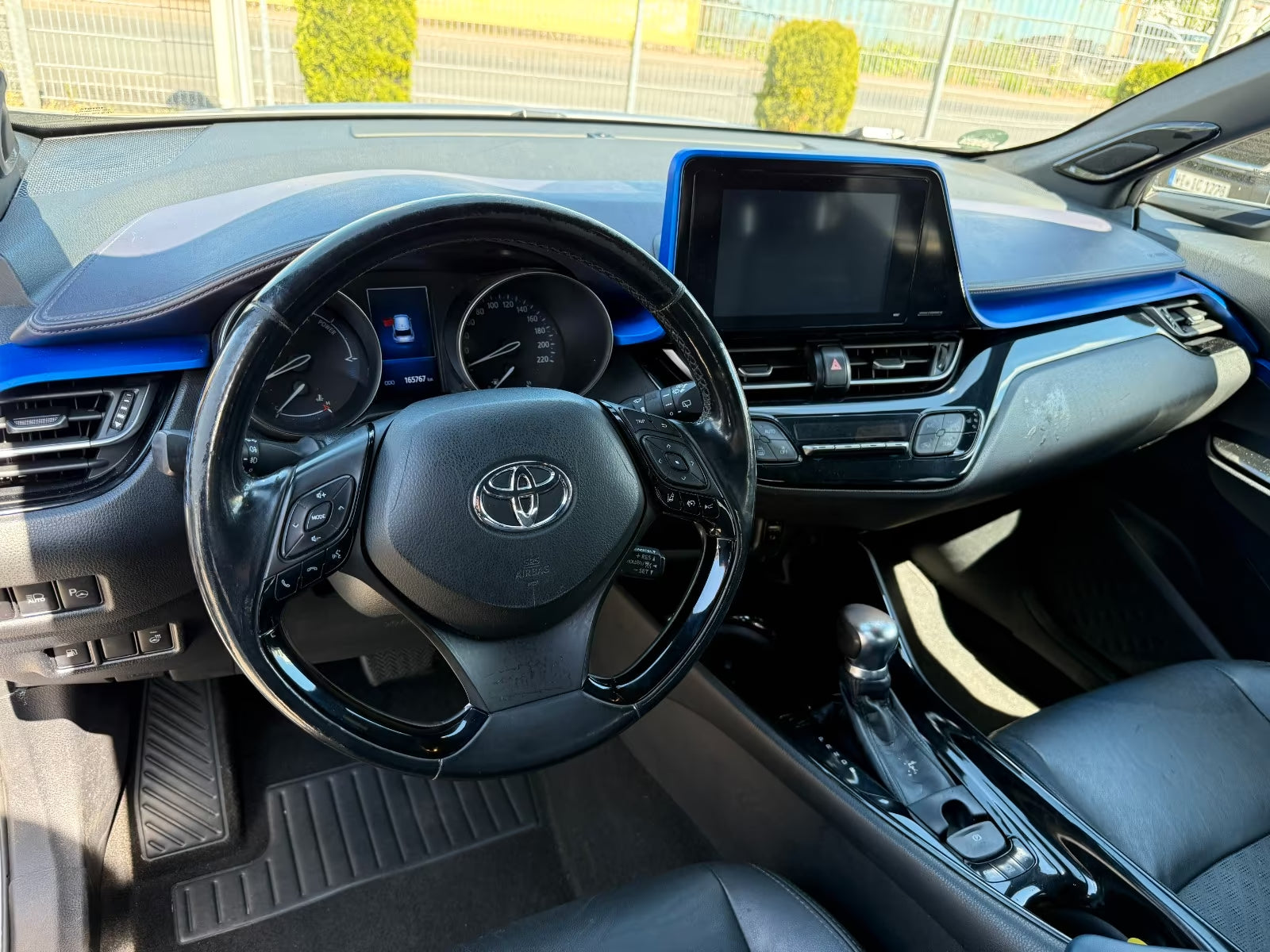 Toyota C-HR Hybrid Style JBL (2016)