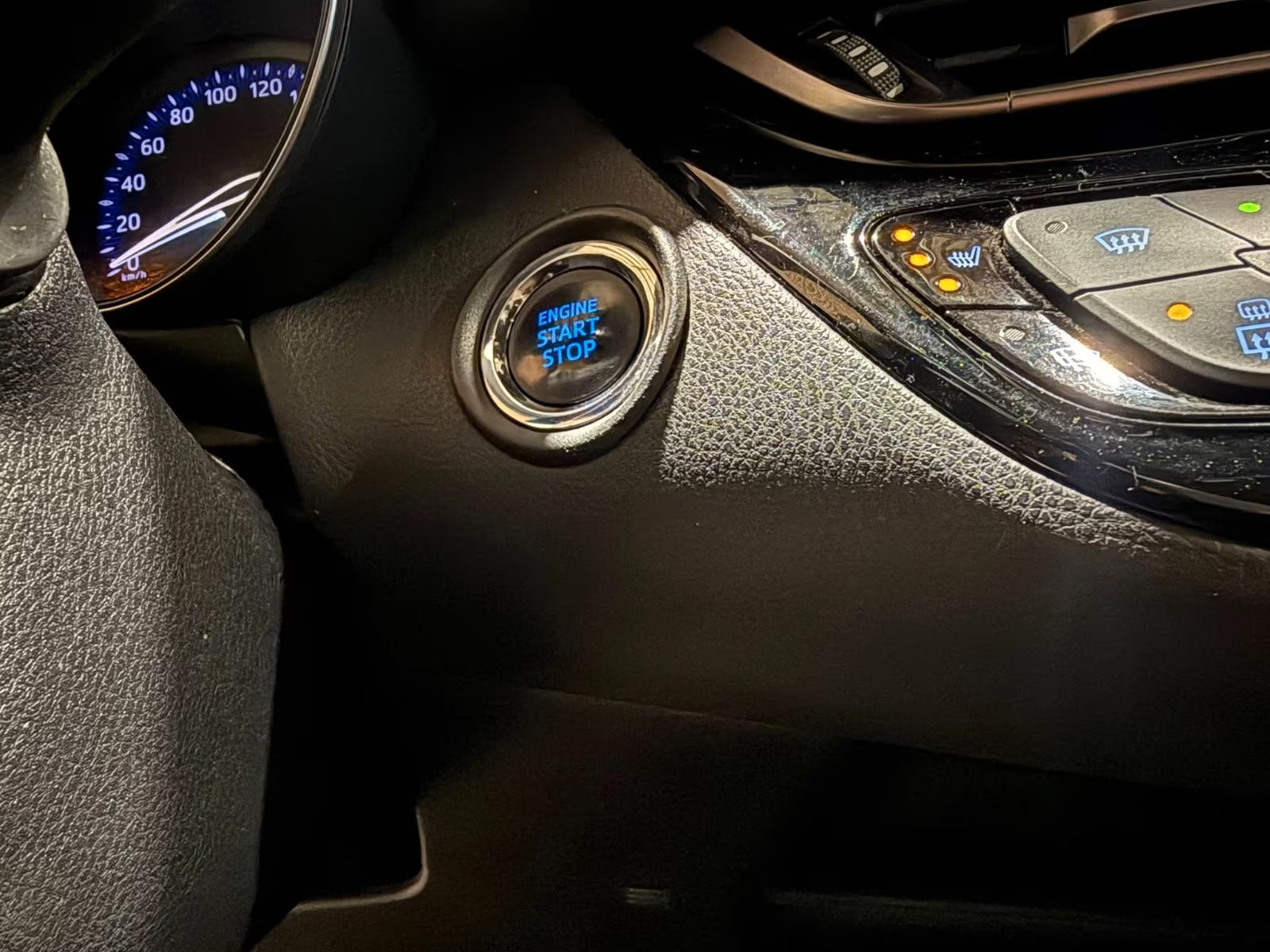 Toyota C-HR 1.2 Turbo Essence Manuelle (2017)