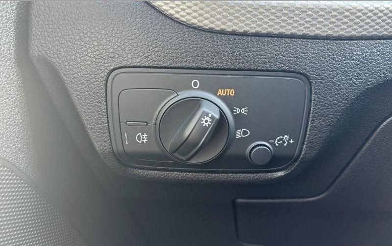 Audi Q2 30 TDI 116ch Business line S tronic 7