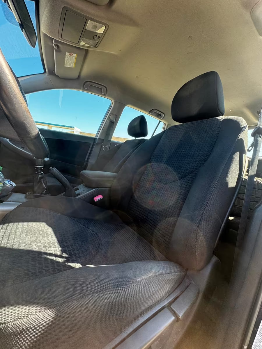 Toyota RAV4 Executive 4×4 – Diesel Manuelle