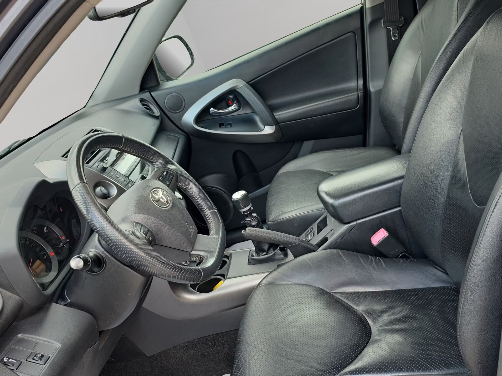 Toyota RAV4 Executive 4×4 – Diesel