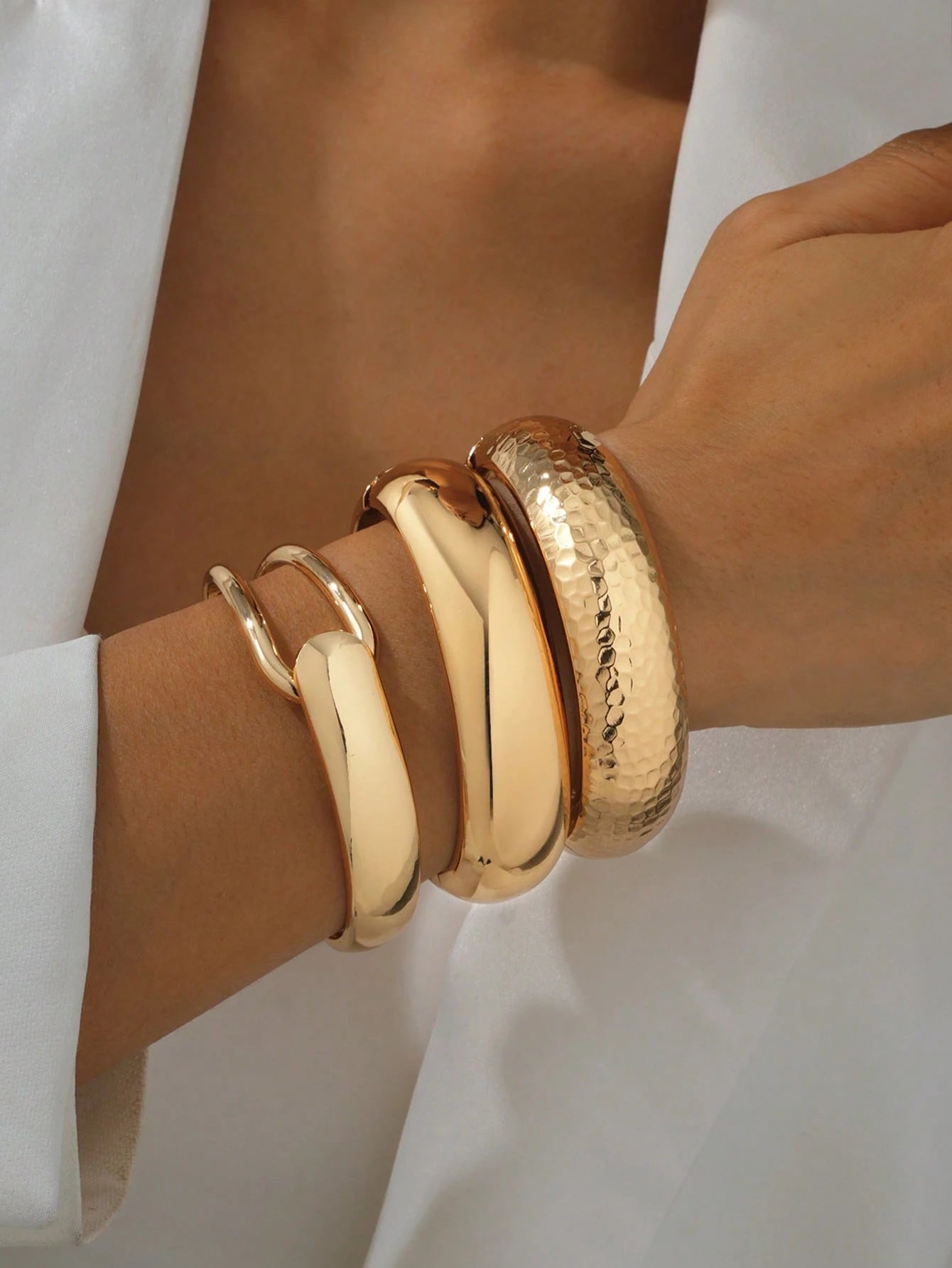 1 set de bracelets manchette en métal 06