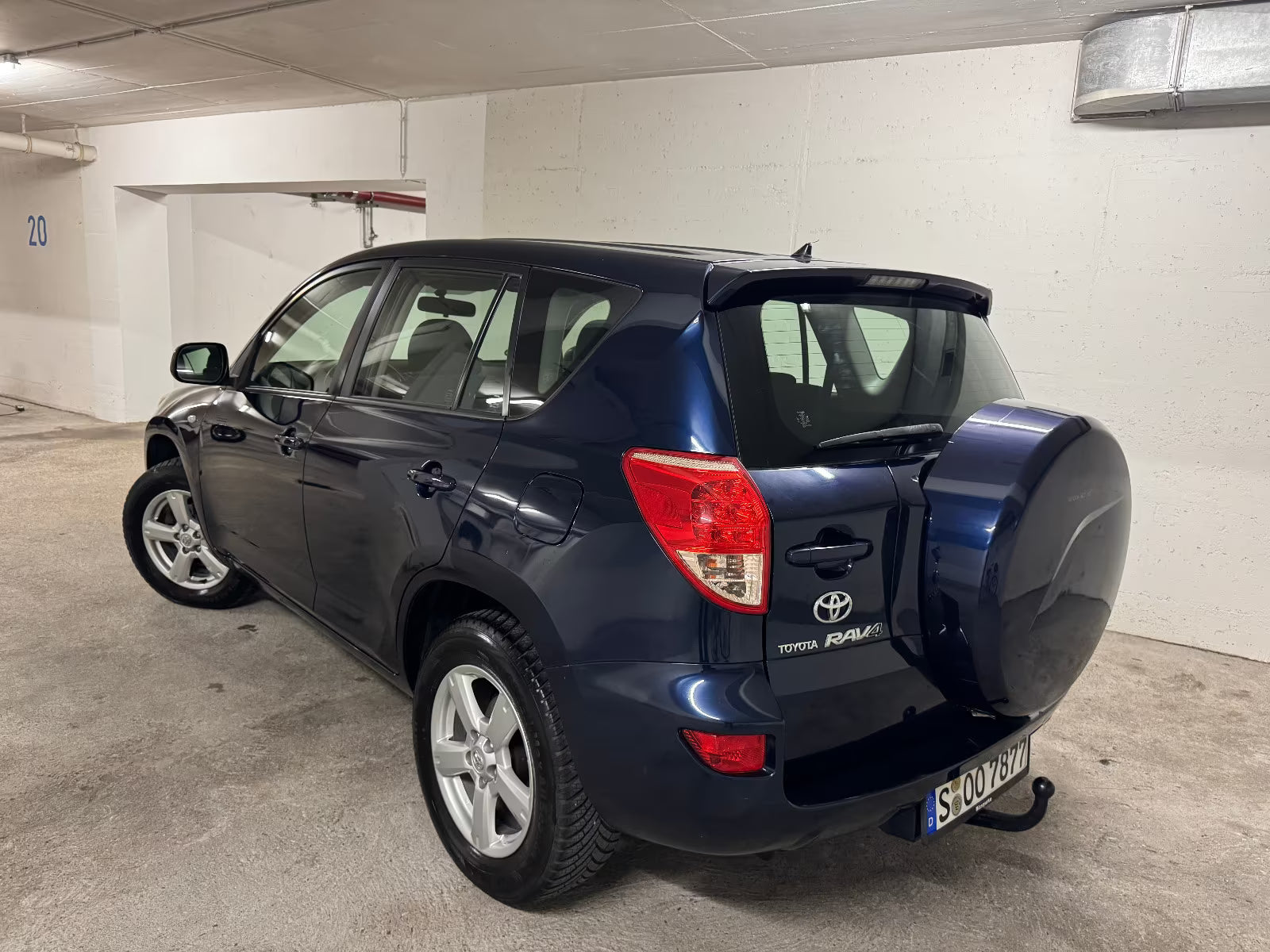 Toyota RAV4 Sol 4×4 – Essence Manuelle