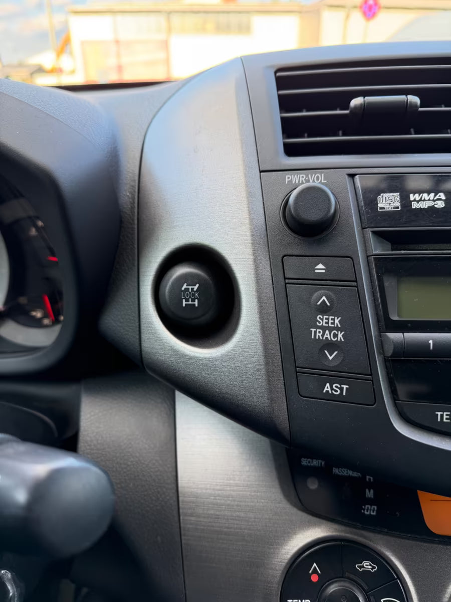 Toyota RAV4 Exécutive 4×4 – Diesel Manuelle