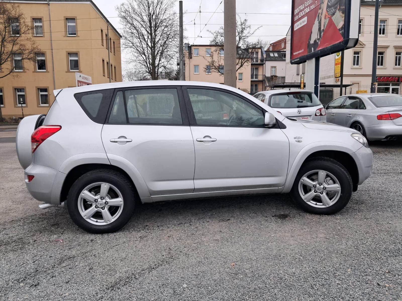 Toyota RAV4 Sol 4×4 – Diesel Manuelle