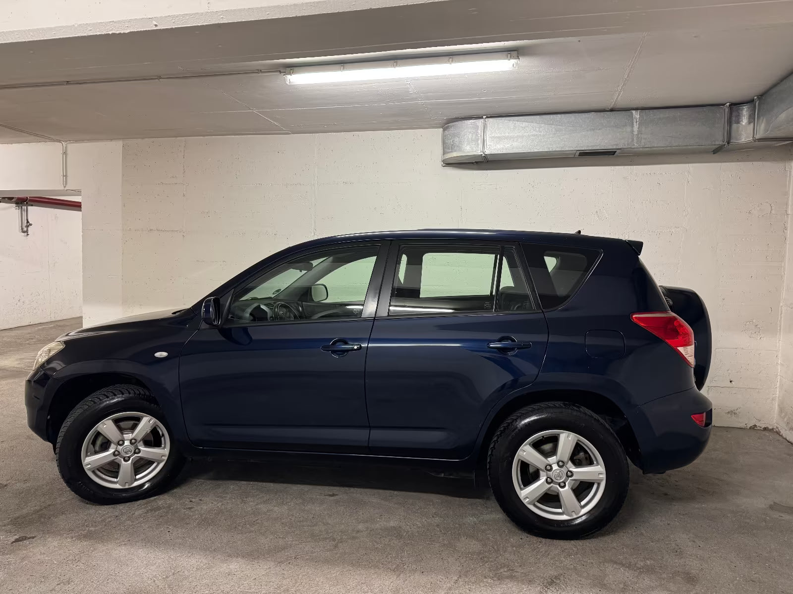 Toyota RAV4 Sol 4×4 – Essence Manuelle