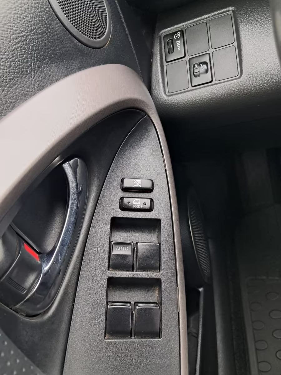 Toyota RAV4 Sol 4×4 – Diesel Manuelle