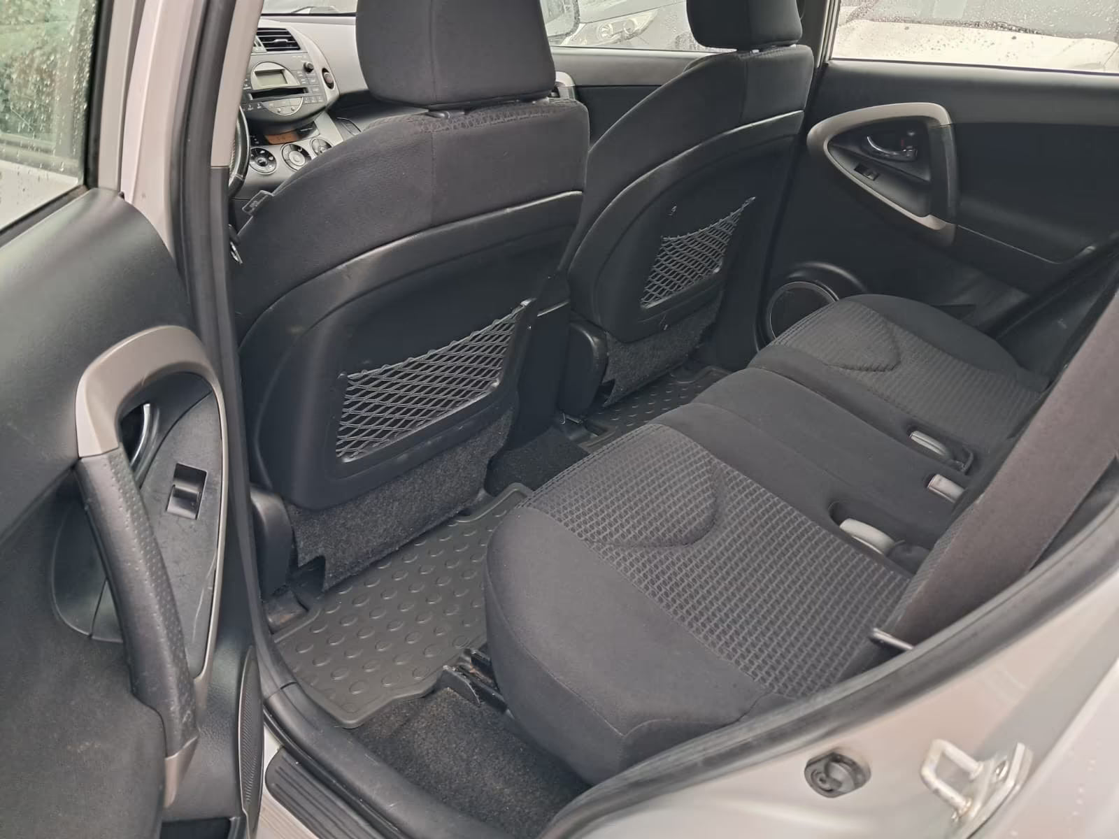 Toyota RAV4 Sol 4×4 – Diesel Manuelle