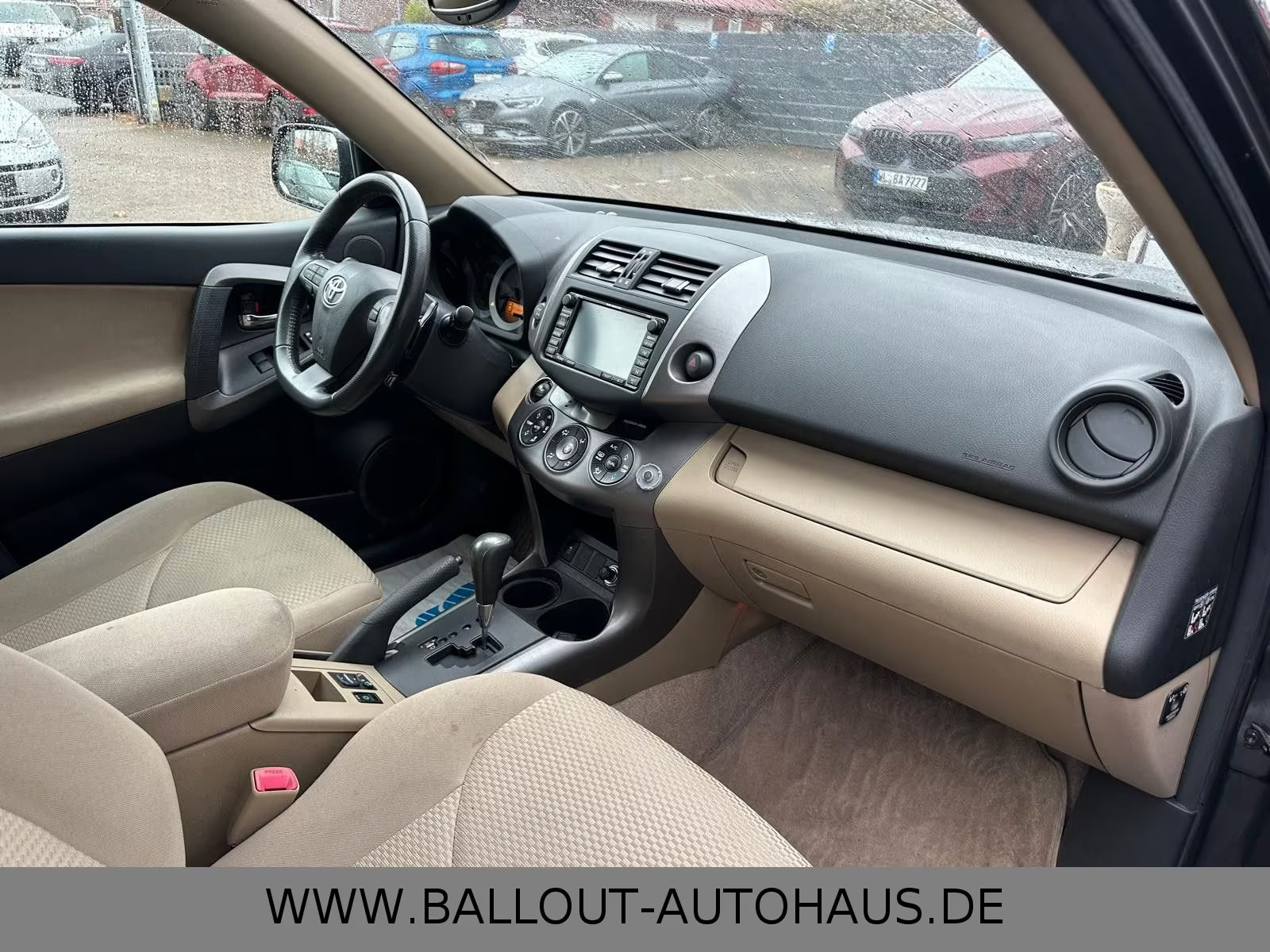 Toyota RAV4 Executive 4×4 – Diesel Automatique