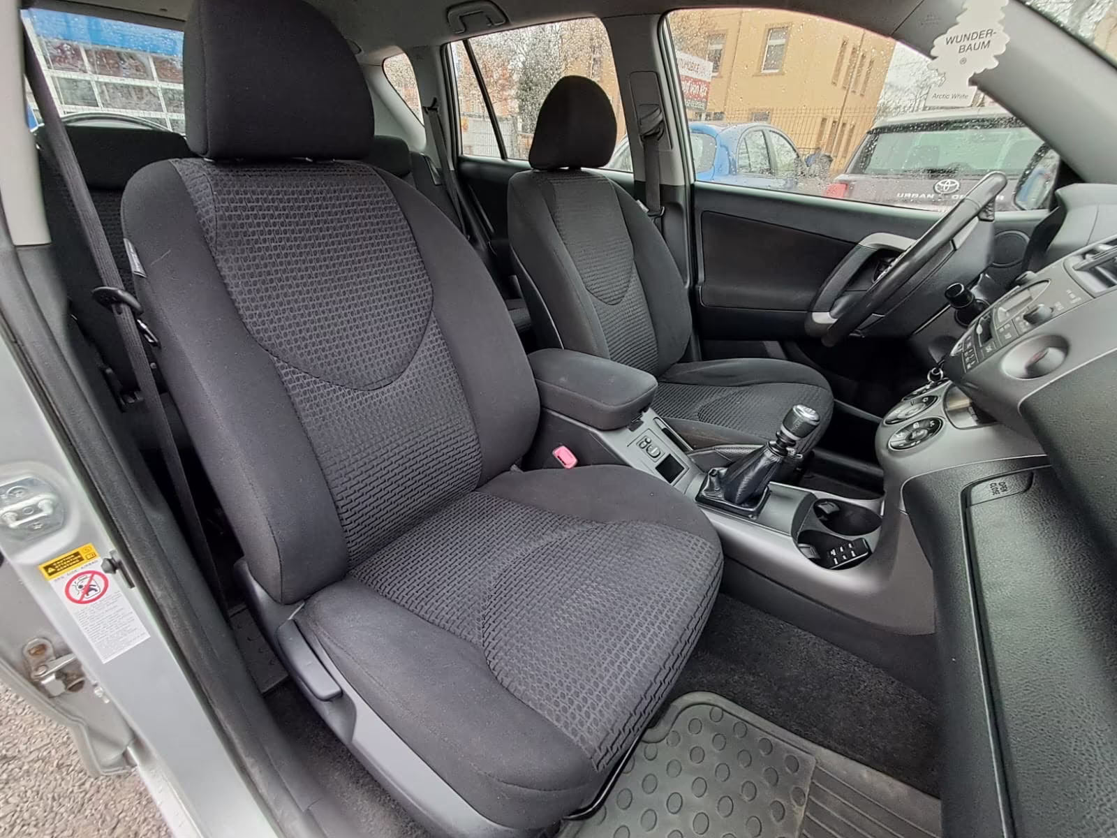 Toyota RAV4 Sol 4×4 – Diesel Manuelle