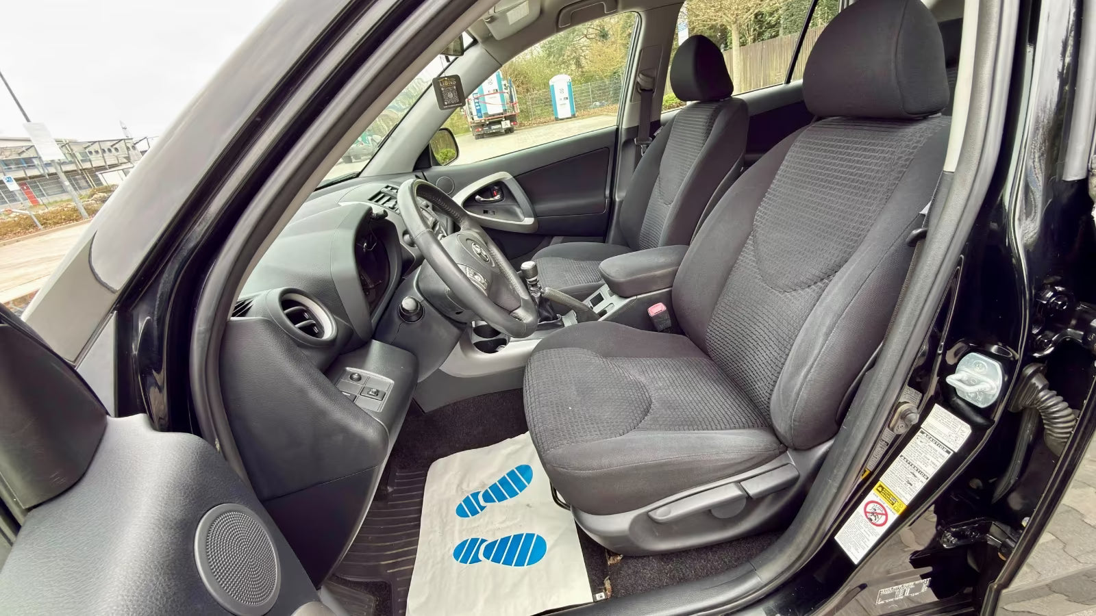 Toyota RAV4 Sol 4×4 – Diesel Manuelle