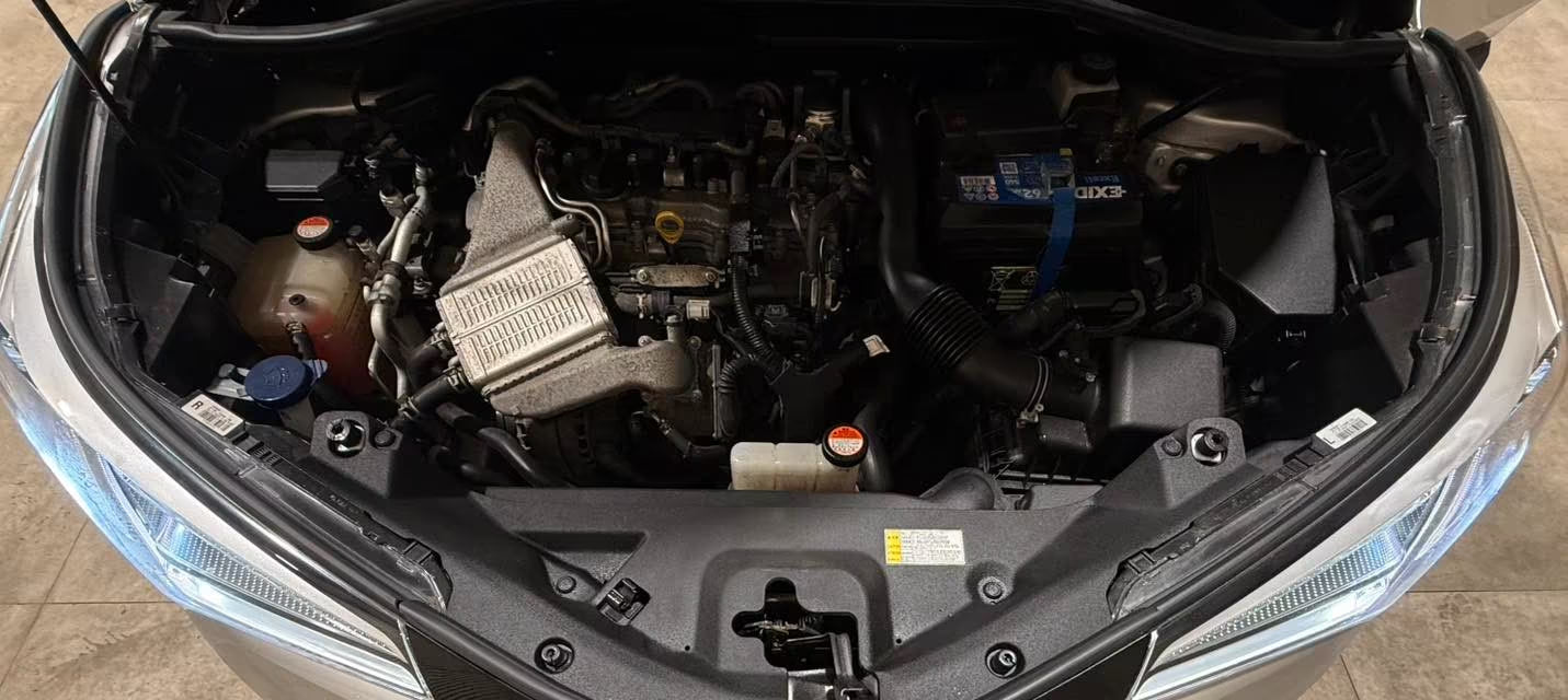 Toyota C-HR 1.2 Turbo Essence Manuelle (2017)