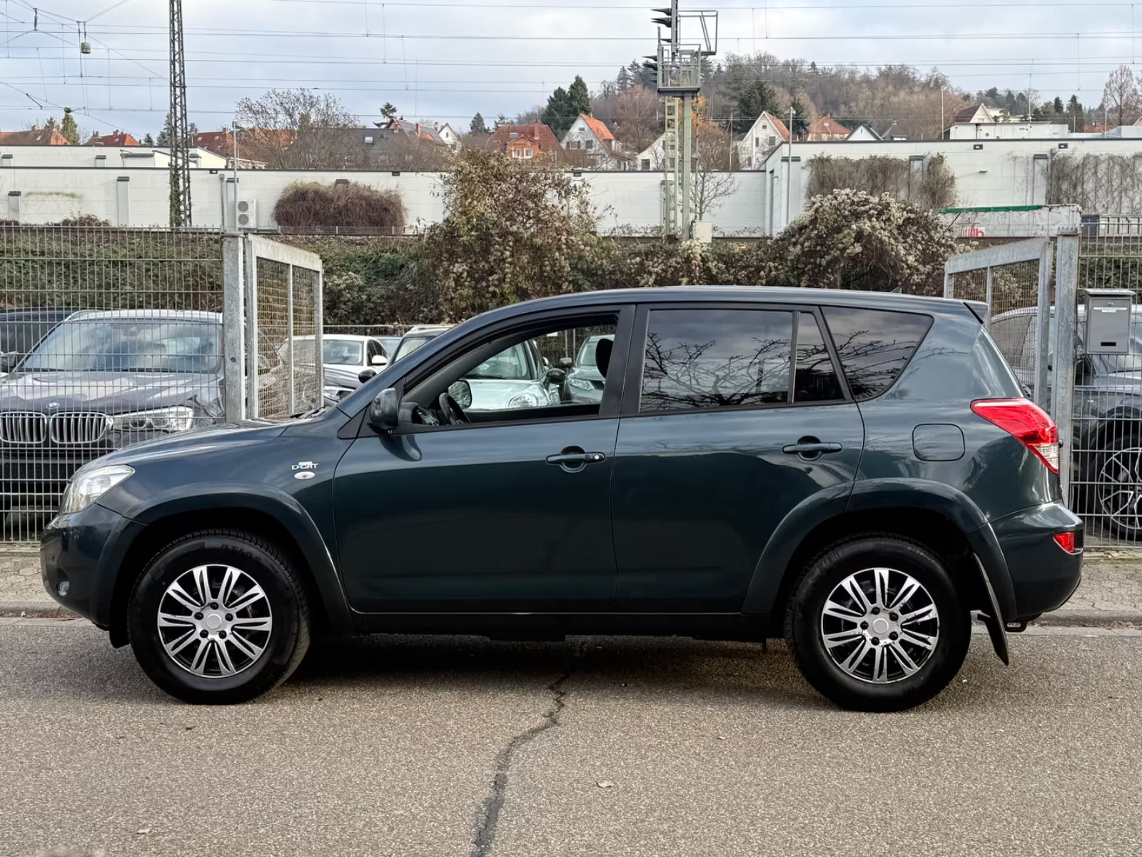 Toyota RAV4 Exécutive 4×4 – Diesel Manuelle