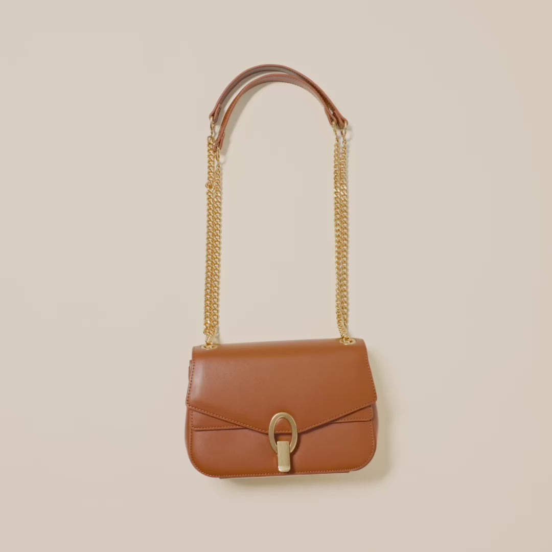 Charger la vidéo : Sac à Bandoulière avec Chaîne Similicuir Brun Clair J